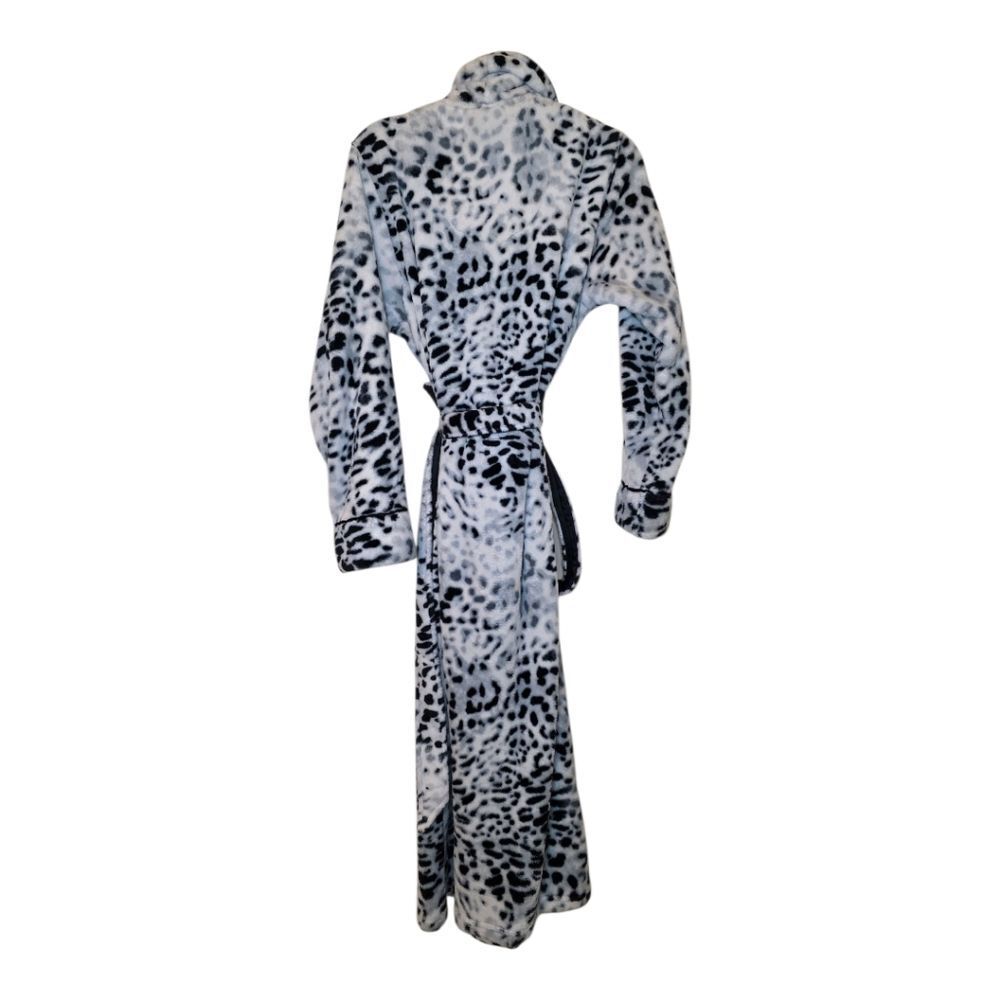 SOMA Embraceable Uptown Snow Leopard Plush Long Robe - Size S/M - Picture 2 of 10